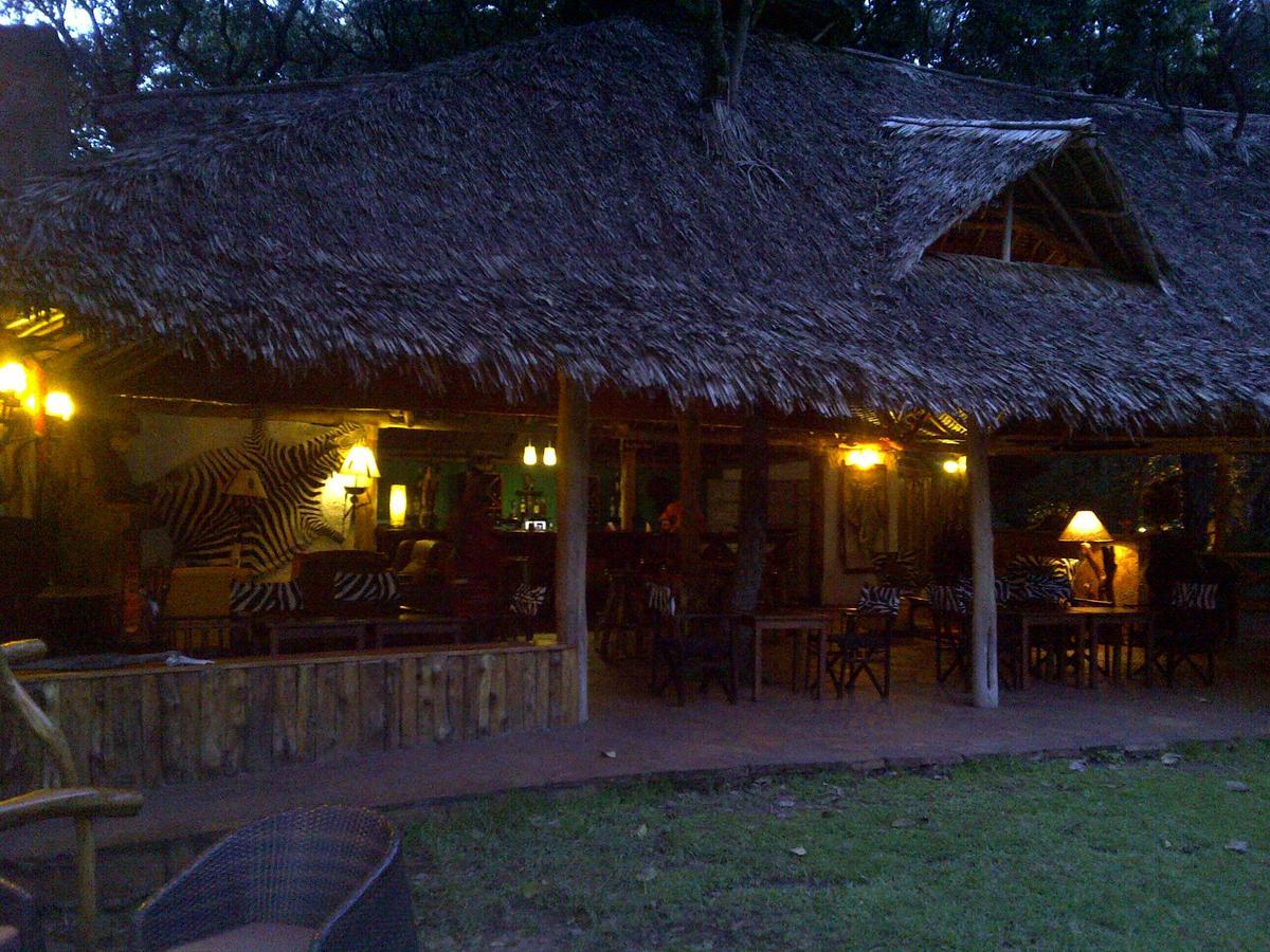 Mara River Camp Aitong Extérieur photo